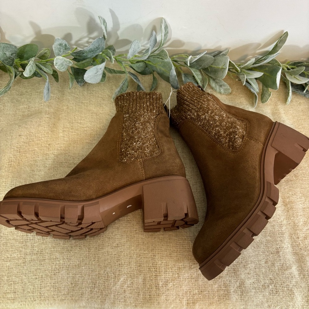 Steve Madden Hayle pull on Chelsea boot brown women 8.5 lug sole - Picture 8 of 11